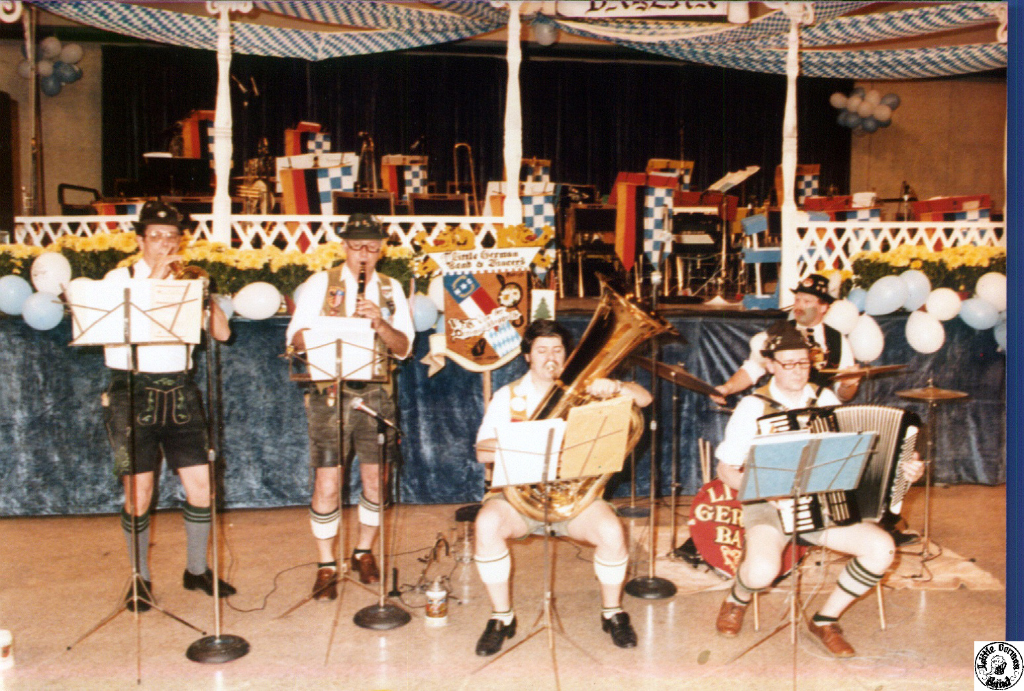1982 10 02 18 Oktoberfest Civic Center.jpg